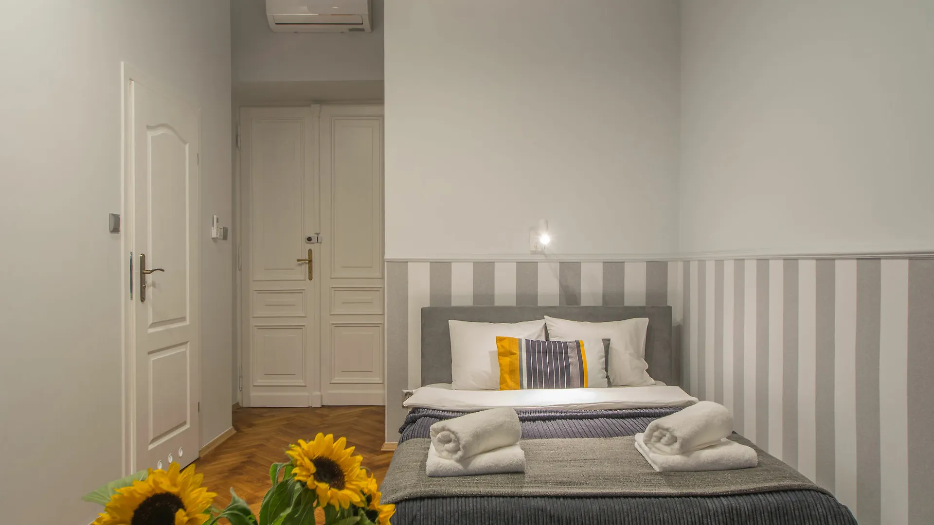 Old Town Residence Bis Krakow Apartment